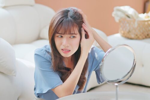 3大女性掉髮先兆｜隨著年齡增長/產後掉髮越來越嚴重？1個月拯救掉髮攻略！（陳茵媺+真人實測推介）