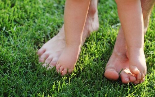 孩子有沒有扁平足？留意兩個位置！