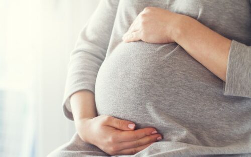 研究：孕媽超重或增加嬰兒先天缺陷風險