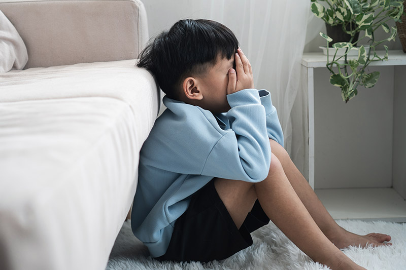 如何識別孩子心理創傷？留意5大警號